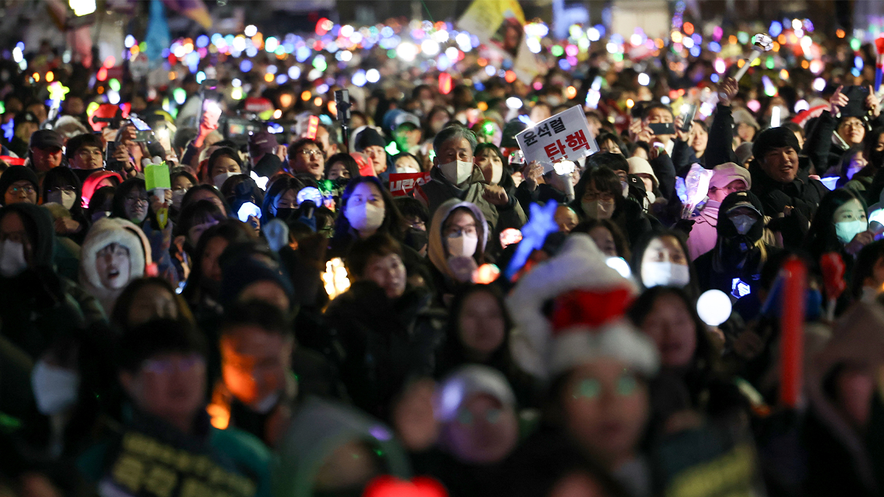KOREAN PROTESTS BOAST FESTIVE FLAIR